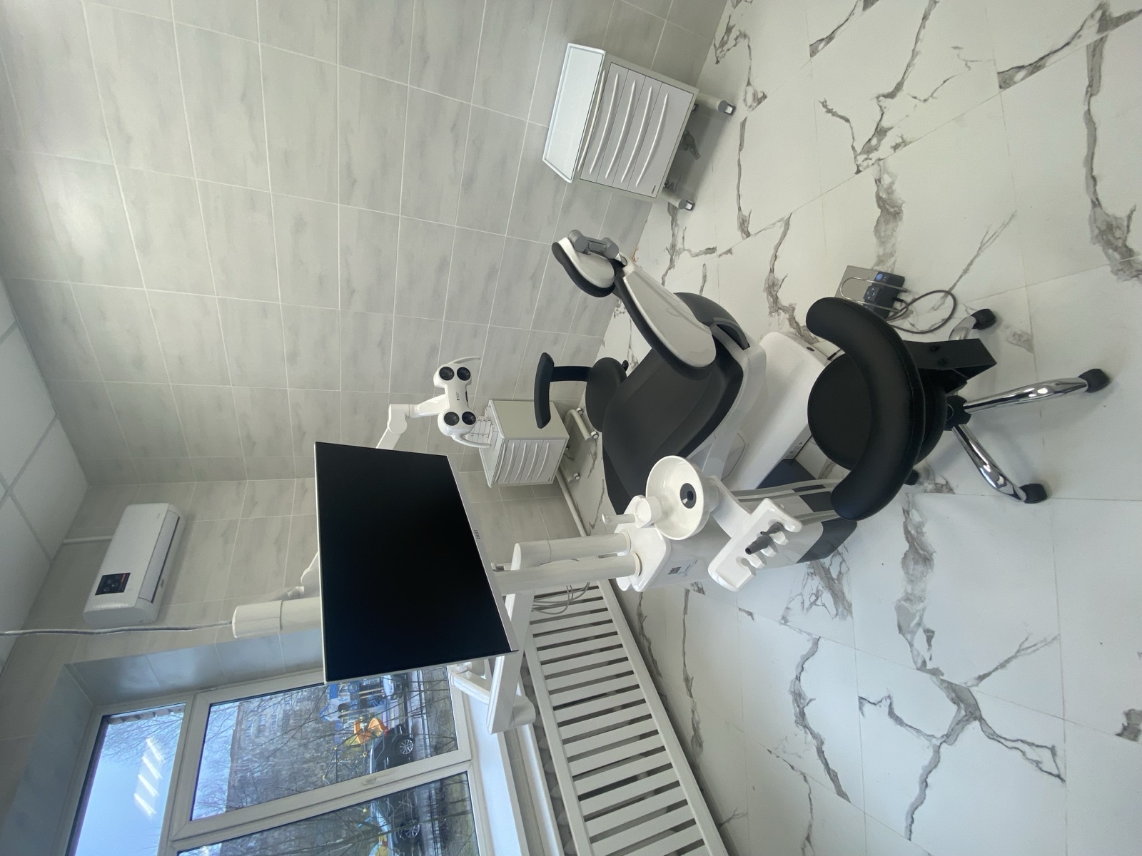 Клиника Зубр