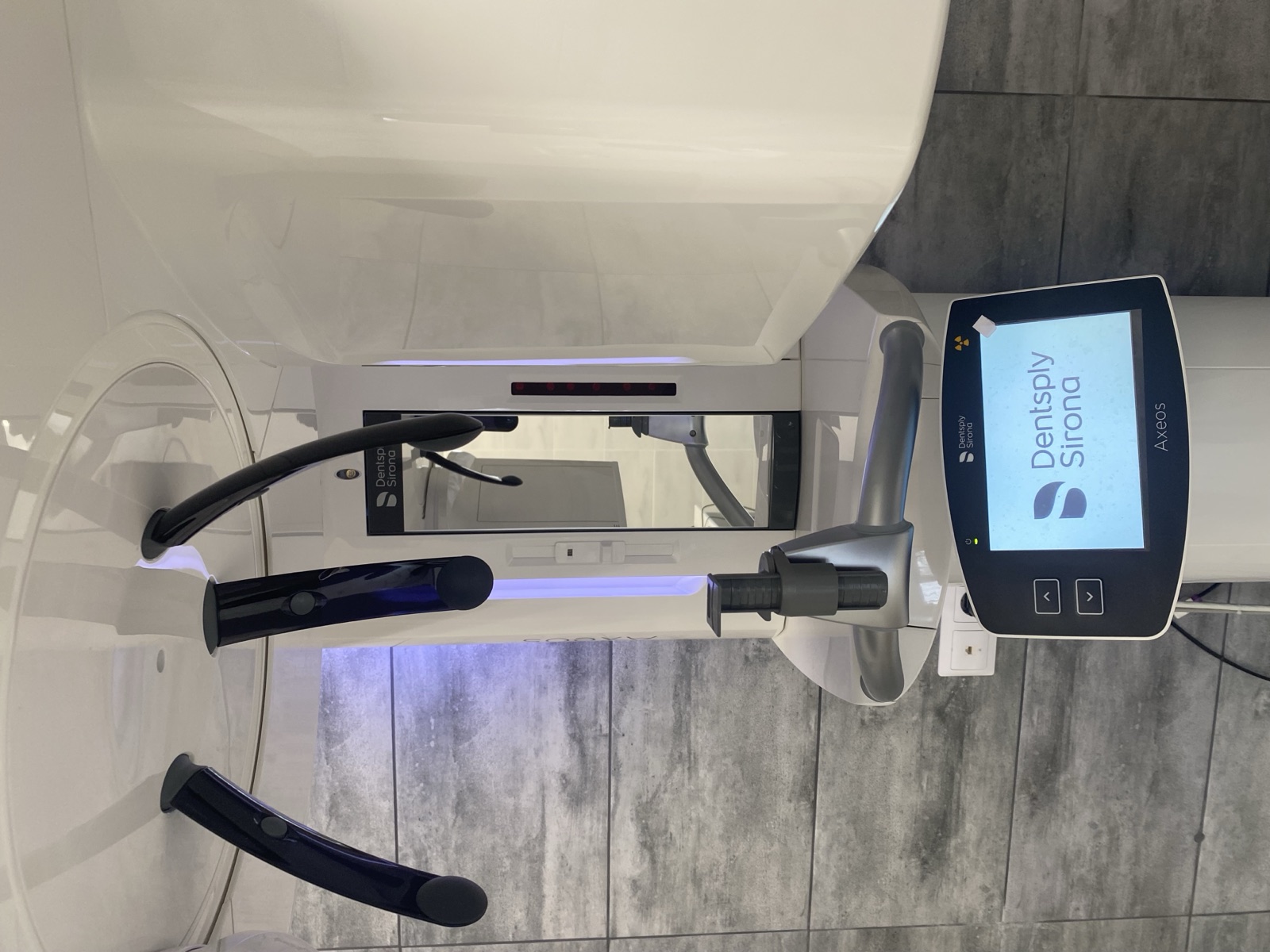 Клиника Зубр